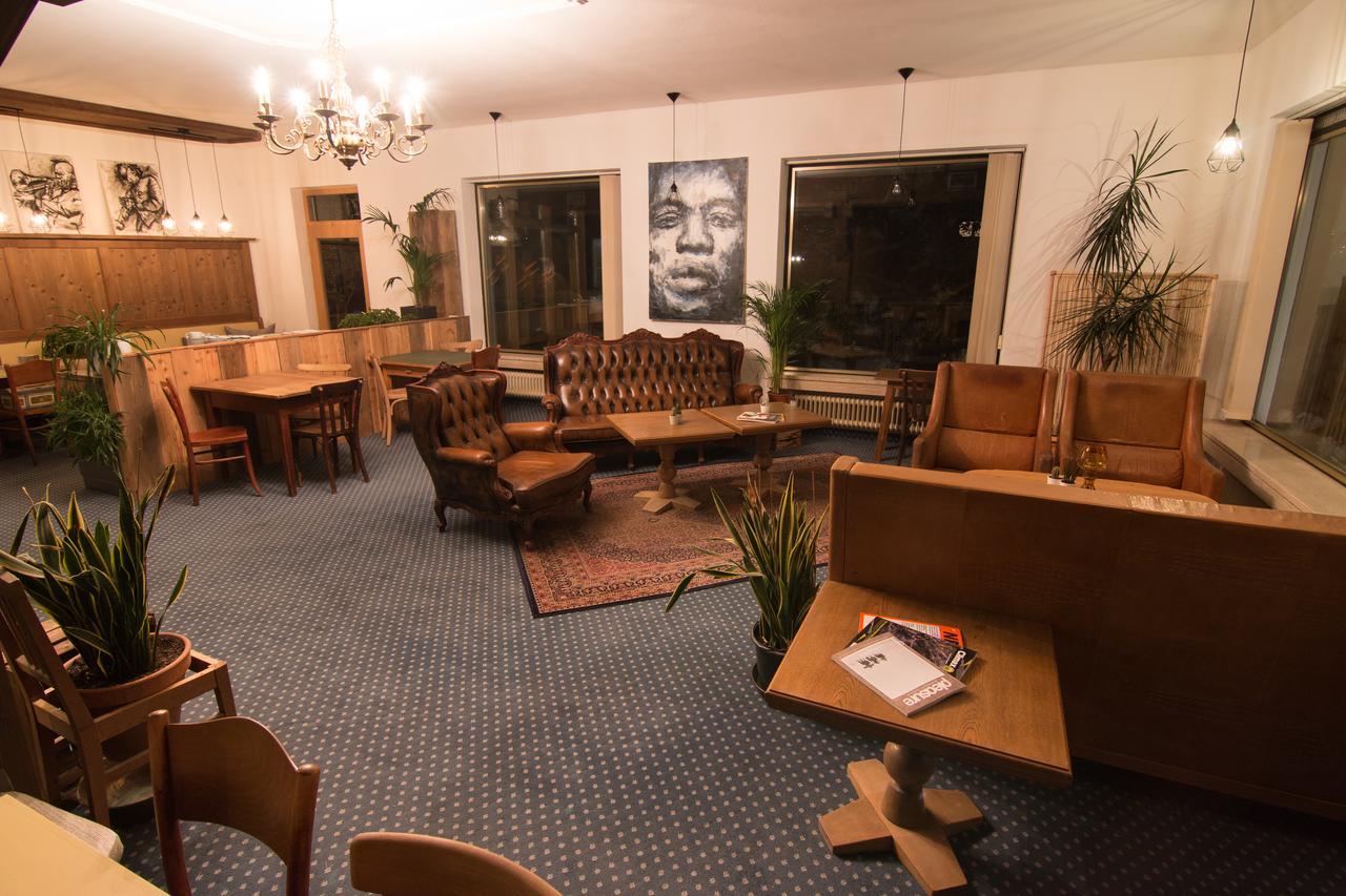 Mellow Mountain Hostel Ehrwald Esterno foto